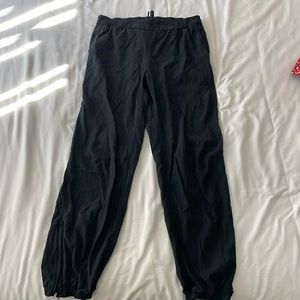 Black Essential Affinity Women’s Joggers 7/8 Length